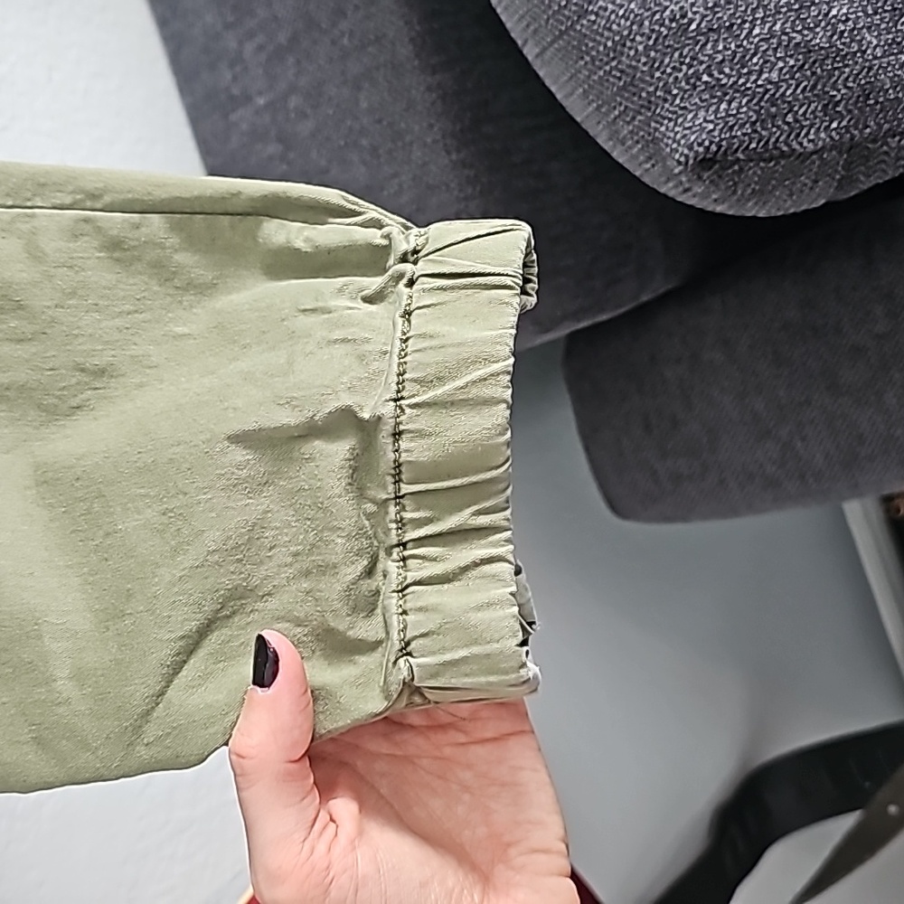 Sanctuary Standard Surplus Jogger Cotton Pants Army Green Size Small - Picture 3 of 6